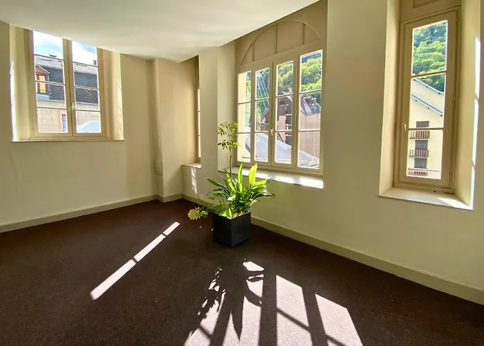 Le Sidonie アパート *